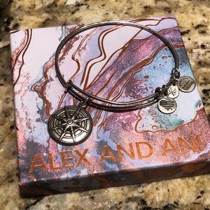 Star of Venus Bangle